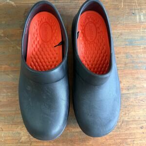 Crocs LiteRide Clogs On The Clock Arch Support Nursing Shoes Slip Resist W 8